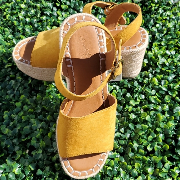 Universal Thread Shoes - Universal Thread wedge sandals